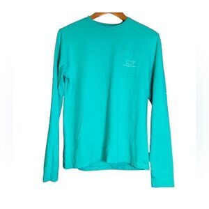 3 for $30! Vineyard vines graphic  long sleeve top